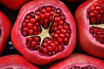 pomegranate, fruits, food, sliced, organic, fresh, harvest, healthy, produce, ripe, exotic fruit, seeds, nature, vitamins, pomegranate, pomegranate, pomegranate, pomegranate, pomegranate, fruits, fruits, fruits, food, food